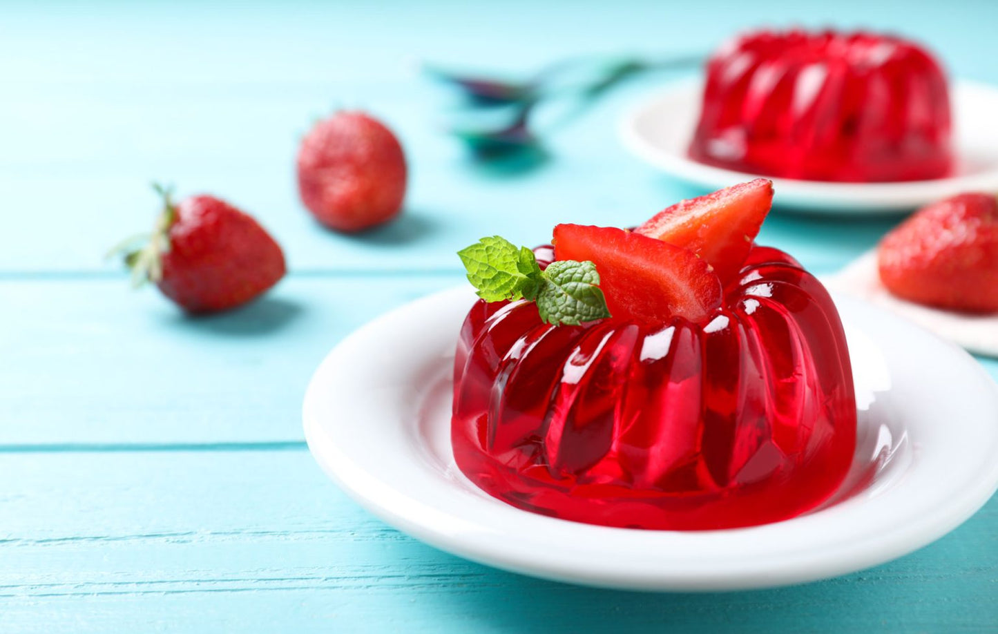 🍓 Hartley’s Strawberry Jelly 135g – Classic British Dessert