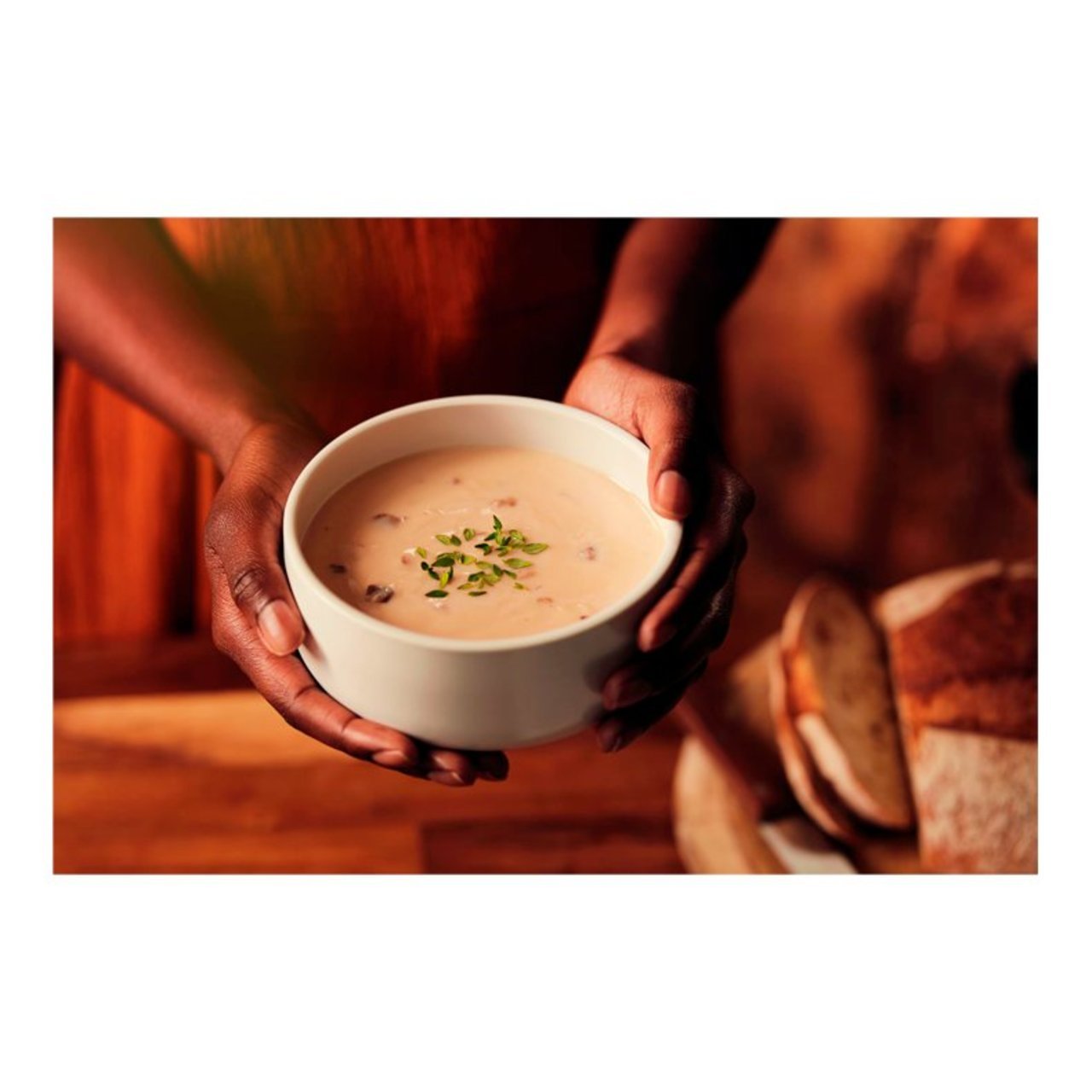 🥫 Heinz Chicken & Mushroom Soup 400g – Classic British Soup