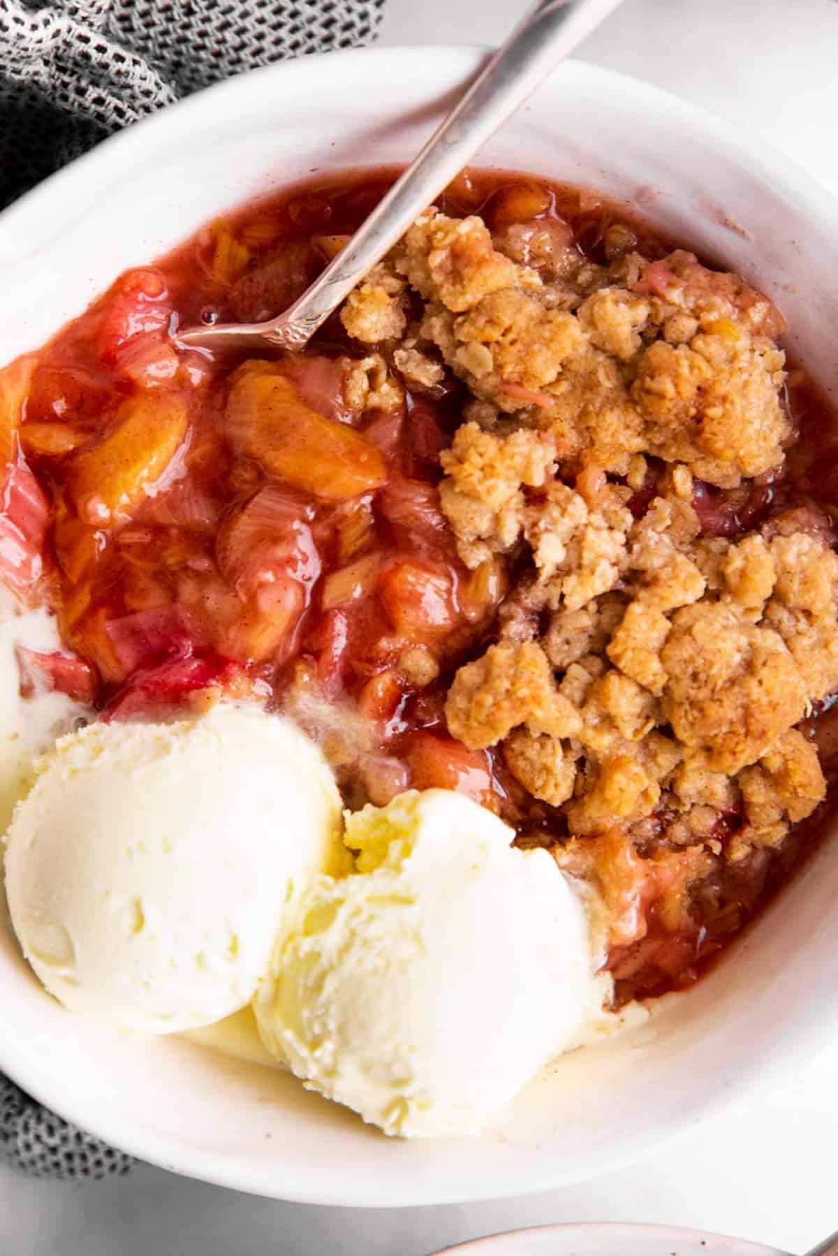 Rhubarb Chunks Crumble – British Fruit for Puddings, Buy British PH